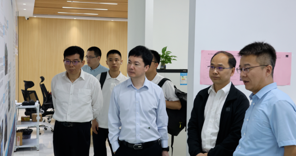 湖州市委领导一行到访盟识科技考察调研(图1)